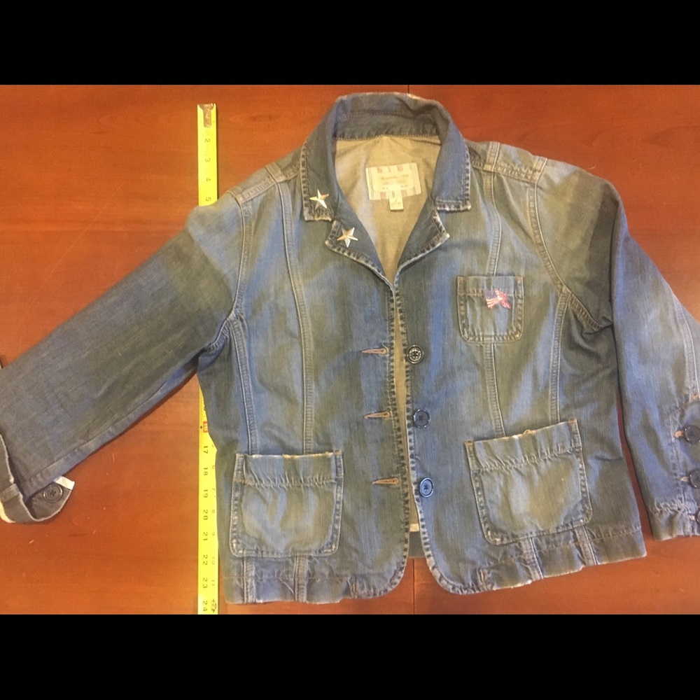 Abercrombie & Fitch distressed denim jacket
